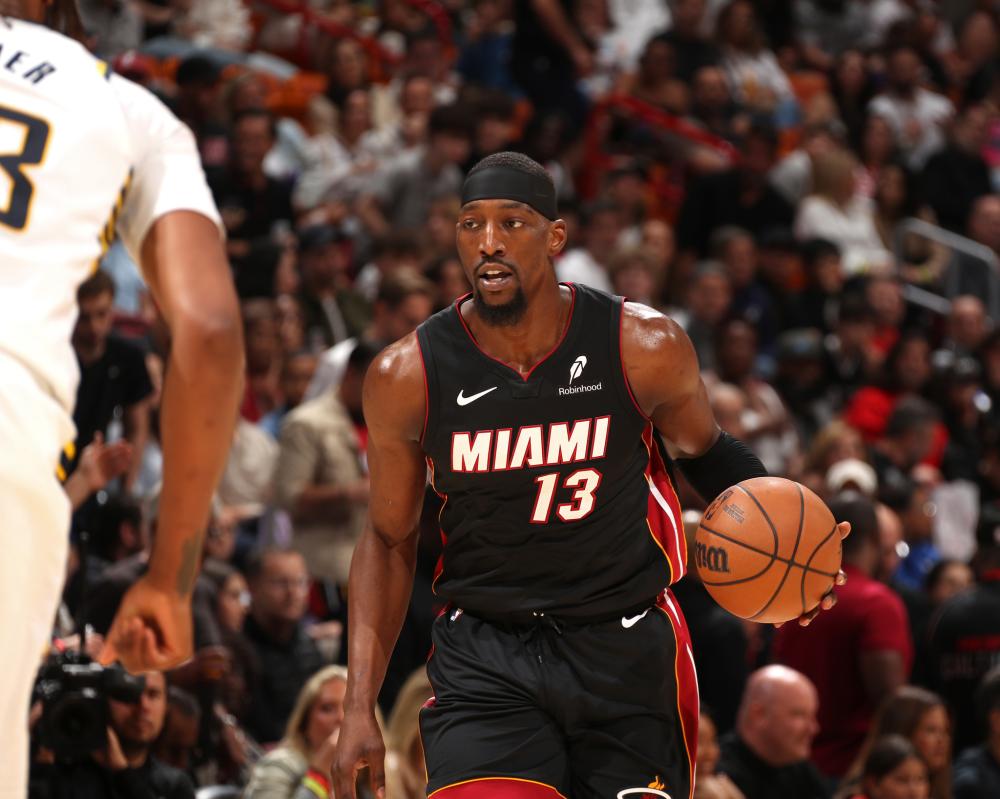 形成了鲜明 形成了鲜明